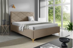 Łóżko z wysokim wezgłowiem...