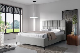 Łóżko z wysokim wezgłowiem...