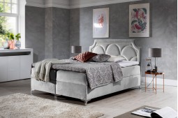 Łóżko kontynentalne z...